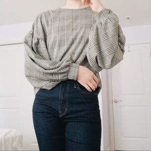 Bershka Plaid Balloon Sleeve Top 🧸